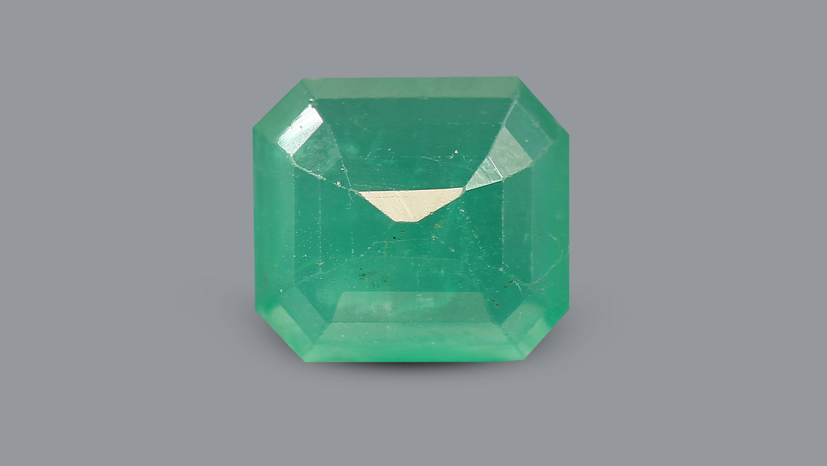 Zambian Emerald (Panna) 8.61 Carats / 9.46 Ratti