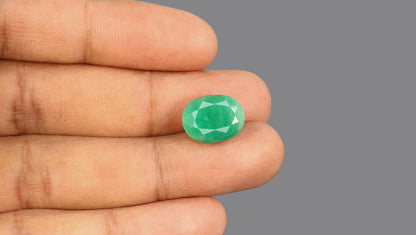 Zambian Emerald (Panna) 10.20 Carats / 11.21 Ratti