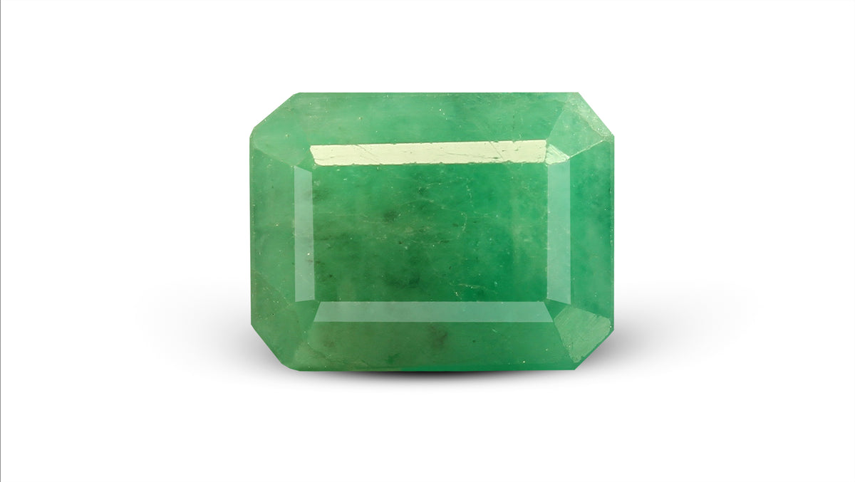 Zambian Emerald (Panna) 7.10 Carats / 7.8 Ratti
