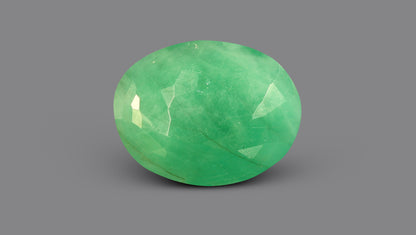 Zambian Emerald (Panna) 8.97 Carats / 8.97 Ratti