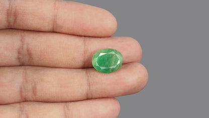 Zambian Emerald (Panna) 8.97 Carats / 8.97 Ratti