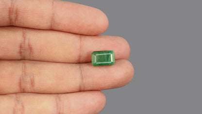 Zambian Emerald (Panna) 6.77 Carats / 7.44 Ratti