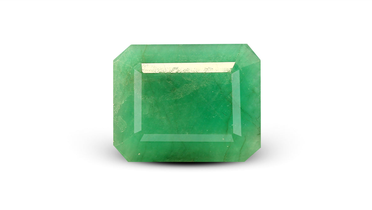 Zambian Emerald (Panna) 4.28 Carats / 4.7 Ratti