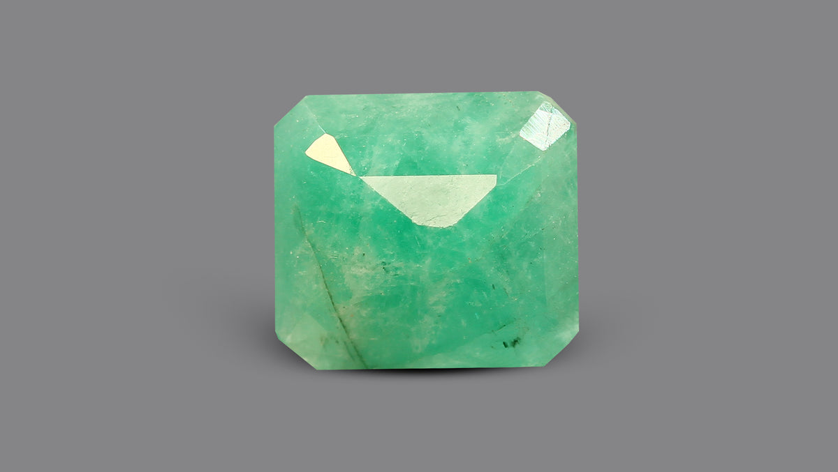 Zambian Emerald (Panna) 8.98 Carats / 9.87 Ratti