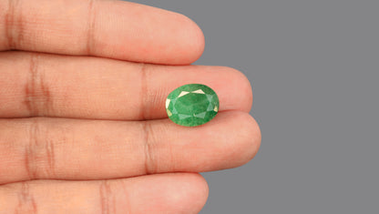 Zambian Emerald (Panna) 8.73 Carats / 9.59 Ratti
