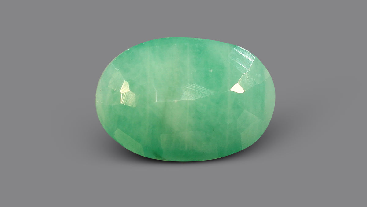 Zambian Emerald (Panna) 6.96 Carats / 7.65 Ratti
