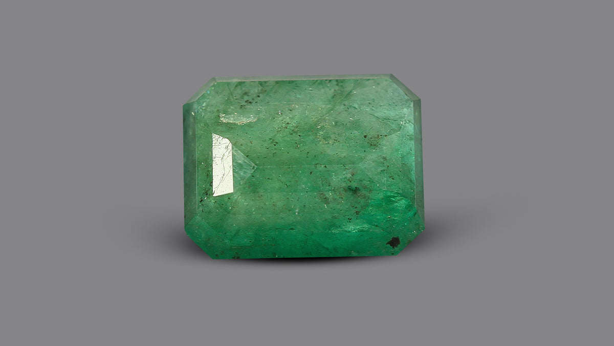 Zambian Emerald (Panna) 8.27 Carats / 9.09 Ratti