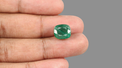 Zambian Emerald (Panna) 8.17 Carats / 8.98 Ratti