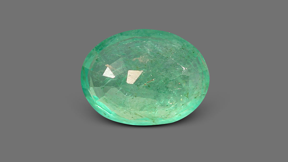 Zambian Emerald (Panna) 5.46 Carats / 6 Ratti
