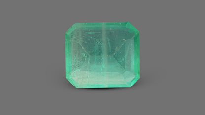 Zambian Emerald (Panna) 4.21 Carats / 4.63 Ratti