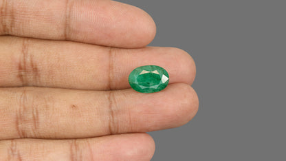 Brazil Emerald (Panna) 5.38 Carats / 5.91 Ratti