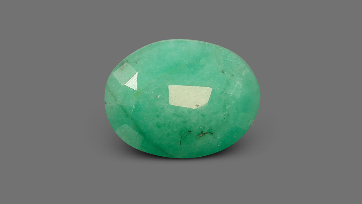 Brazil Emerald (Panna) 5.35 Carats / 5.88 Ratti