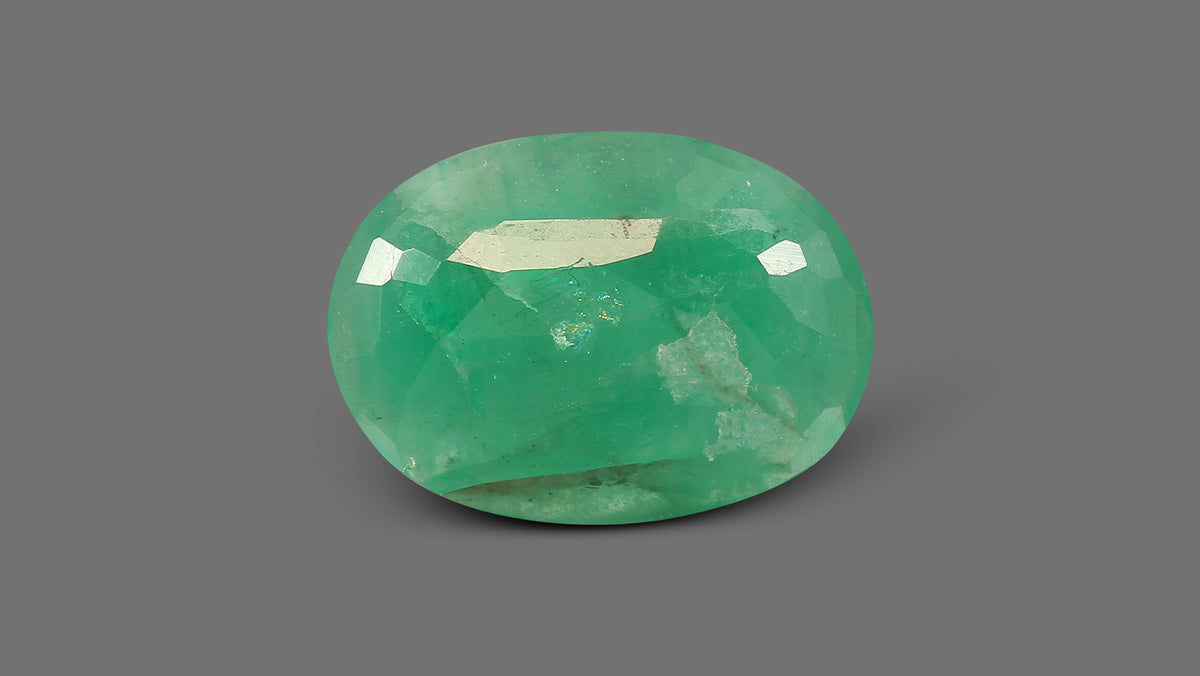 Brazil Emerald (Panna) 4.92 Carats / 5.41 Ratti