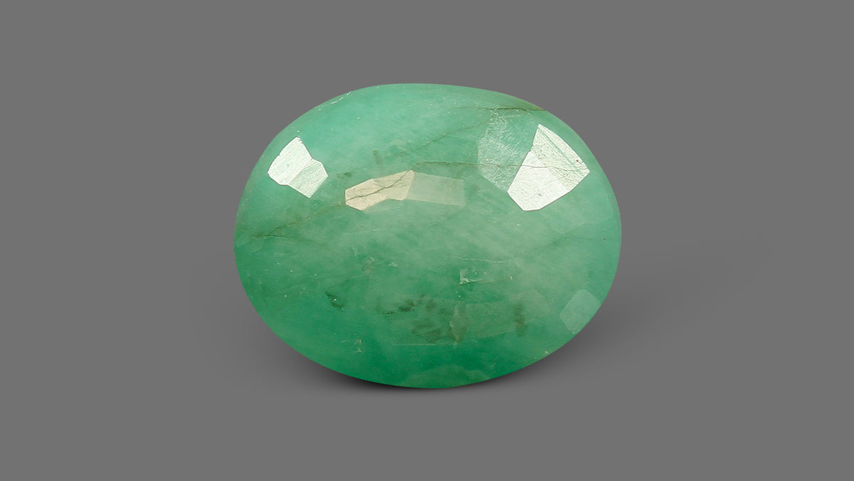 Brazil Emerald (Panna) 5.07 Carats / 5.57 Ratti