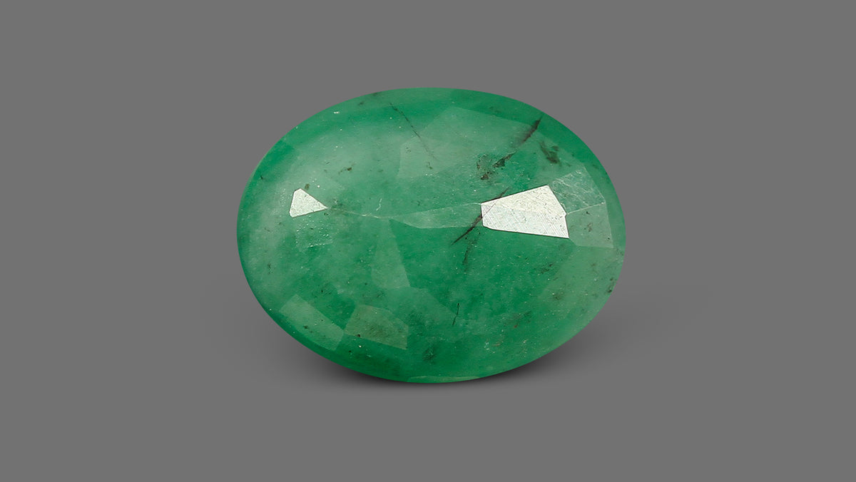 Brazil Emerald (Panna) 4.77 Carats / 5.24 Ratti
