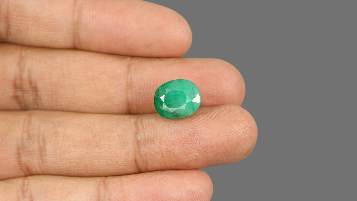 Brazil Emerald (Panna) 7.72 Carats / 8.48 Ratti