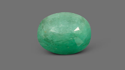 Brazil Emerald (Panna) 6.81 Carats / 7.48 Ratti