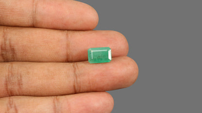 Brazil Emerald (Panna) 3.73 Carats / 4.1 Ratti