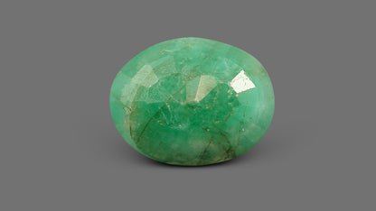 Brazil Emerald (Panna) 4.23 Carats / 4.65 Ratti