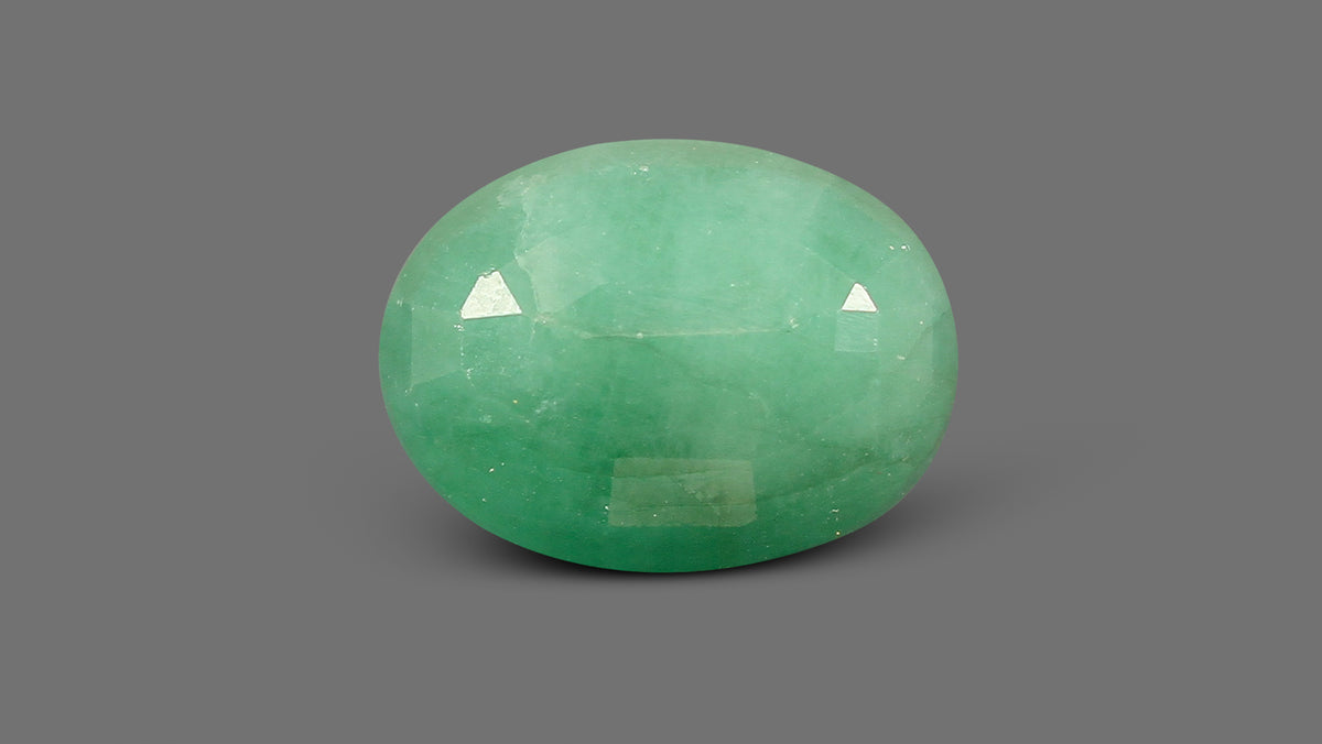 Brazil Emerald (Panna) 4.71 Carats / 5.18 Ratti