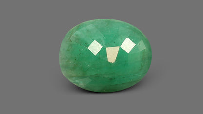 Brazil Emerald (Panna) 4.70 Carats / 5.16 Ratti