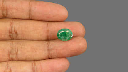 Brazil Emerald (Panna) 4.70 Carats / 5.16 Ratti