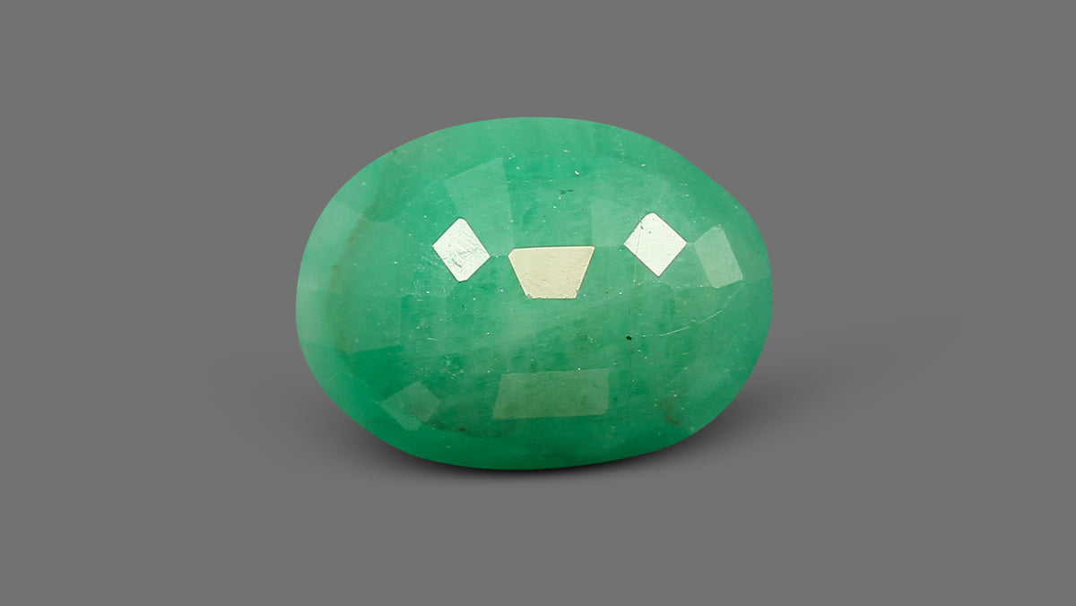 Brazil Emerald (Panna) 4.37 Carats / 4.8 Ratti