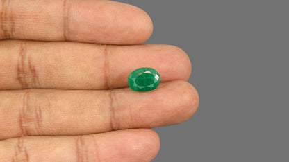 Brazil Emerald (Panna) 4.37 Carats / 4.8 Ratti