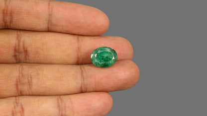 Brazil Emerald (Panna) 6.57 Carats / 7.22 Ratti