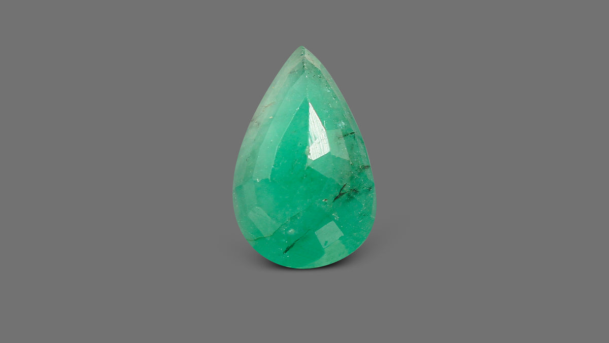 Brazil Emerald (Panna) 5.50 Carats / 6.04 Ratti