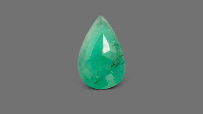 Brazil Emerald (Panna) 5.50 Carats / 6.04 Ratti