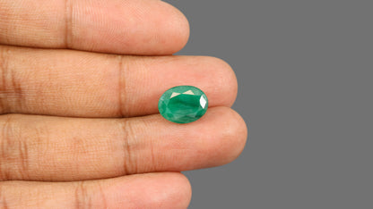 Brazil Emerald (Panna) 5.30 Carats / 5.82 Ratti