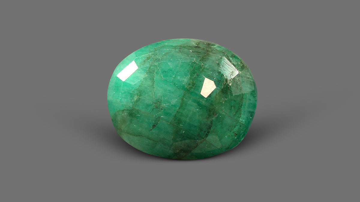 Brazil Emerald (Panna) 5.50 Carats / 6.04 Ratti