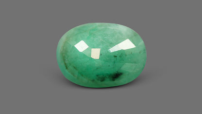 Brazil Emerald (Panna) 6.62 Carats / 7.27 Ratti