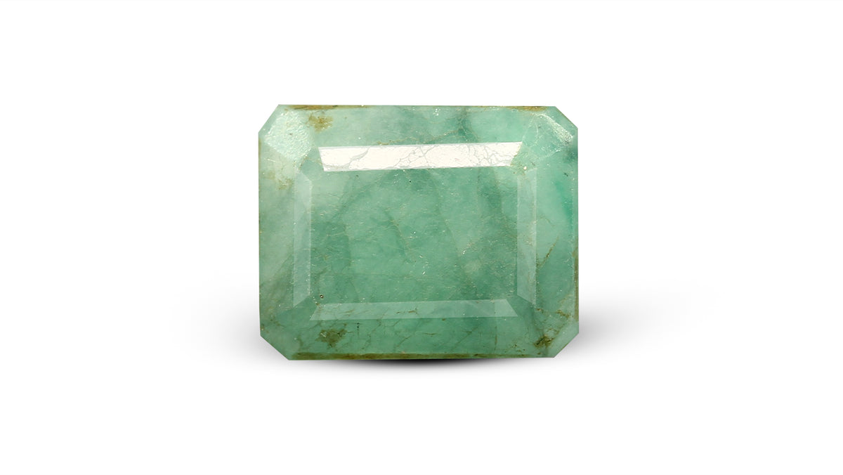 Brazil Emerald (Panna) 3.84 Carats / 4.22 Ratti