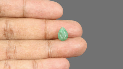 Brazil Emerald (Panna) 3.12 Carats / 3.43 Ratti