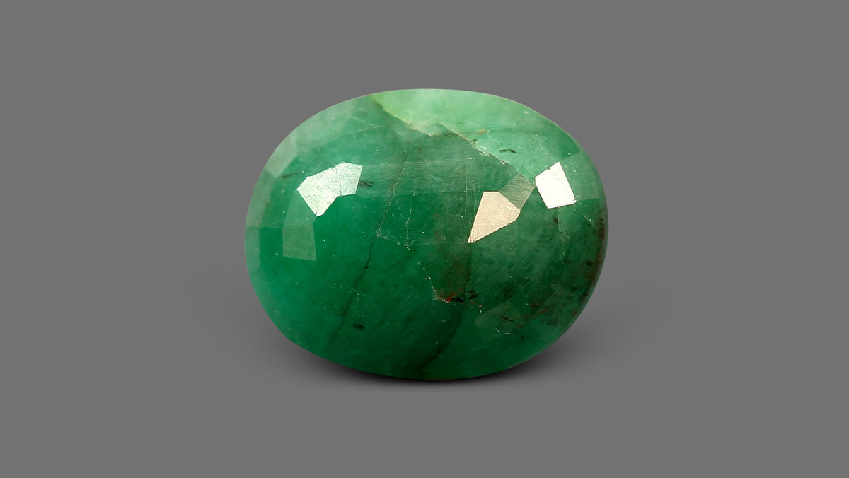 Brazil Emerald (Panna) 5.08 Carats / 5.58 Ratti