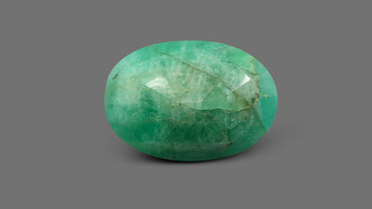 Brazil Emerald (Panna) 6.68 Carats / 7.34 Ratti