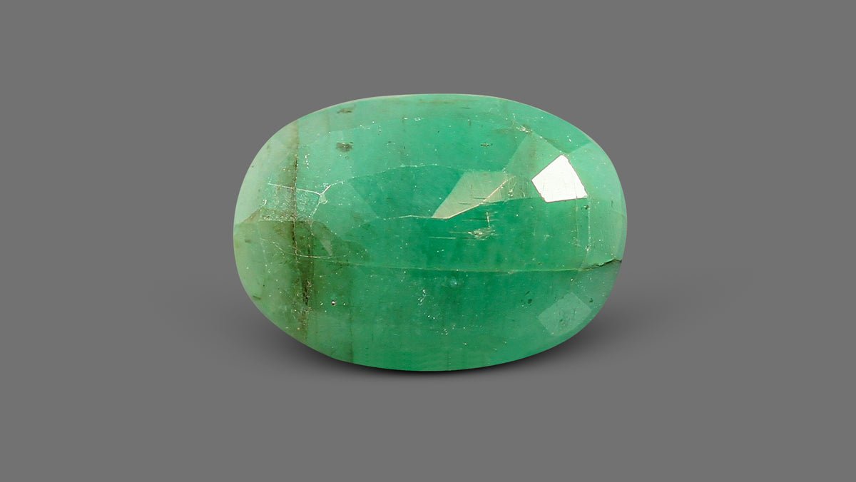 Brazil Emerald (Panna) 4.87 Carats / 5.35 Ratti
