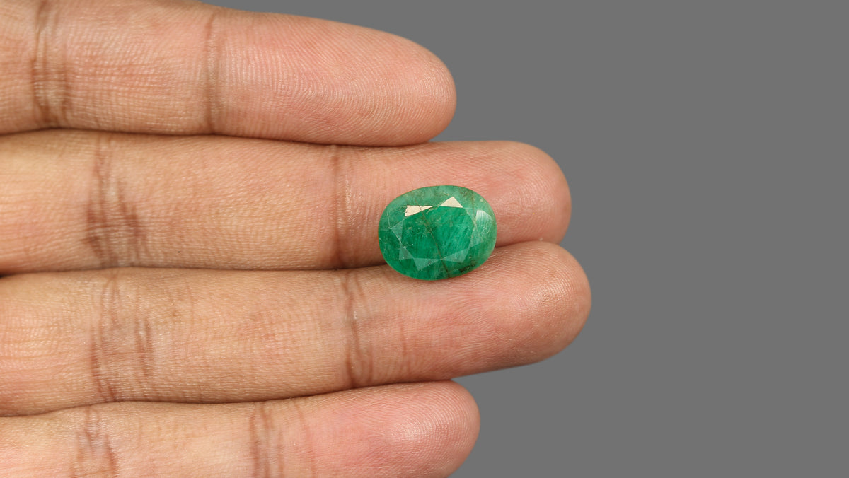 Brazil Emerald (Panna) 9.94 Carats / 10.92 Ratti