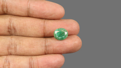 Brazil Emerald (Panna) 5.34 Carats / 5.87 Ratti