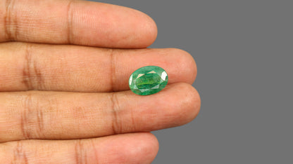 Brazil Emerald (Panna) 5.36 Carats / 5.89 Ratti