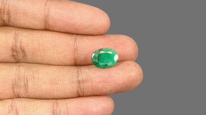 Brazil Emerald (Panna) 4.45 Carats / 4.89 Ratti