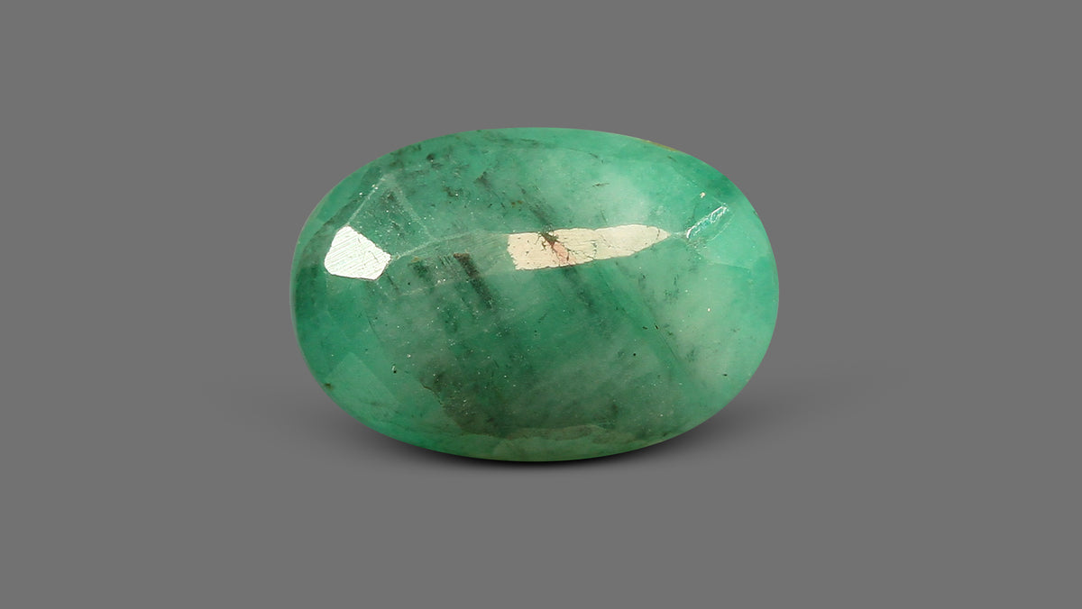 Brazil Emerald (Panna) 4.37 Carats / 4.8 Ratti
