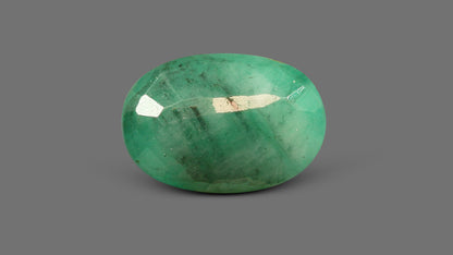Brazil Emerald (Panna) 4.37 Carats / 4.8 Ratti