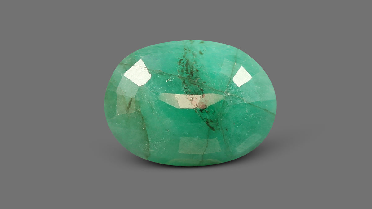 Brazil Emerald (Panna) 5.41 Carats / 5.95 Ratti