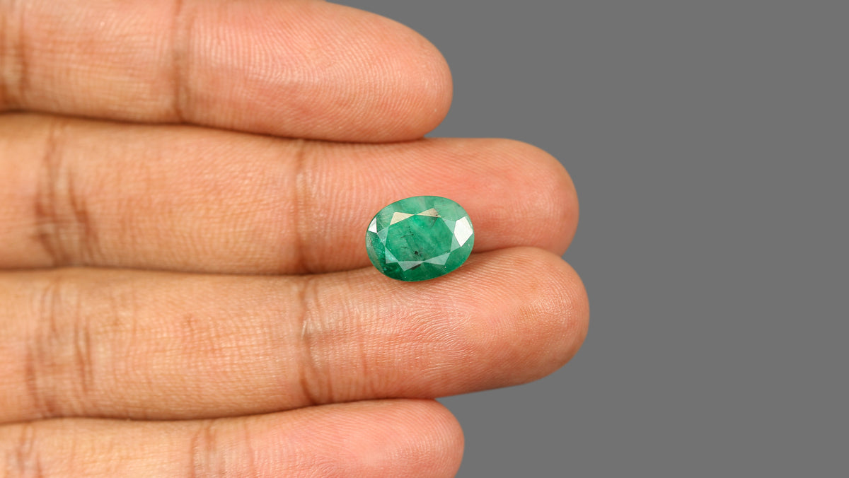 Brazil Emerald (Panna) 5.46 Carats / 6 Ratti