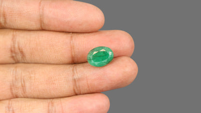 Brazil Emerald (Panna) 6.86 Carats / 7.54 Ratti