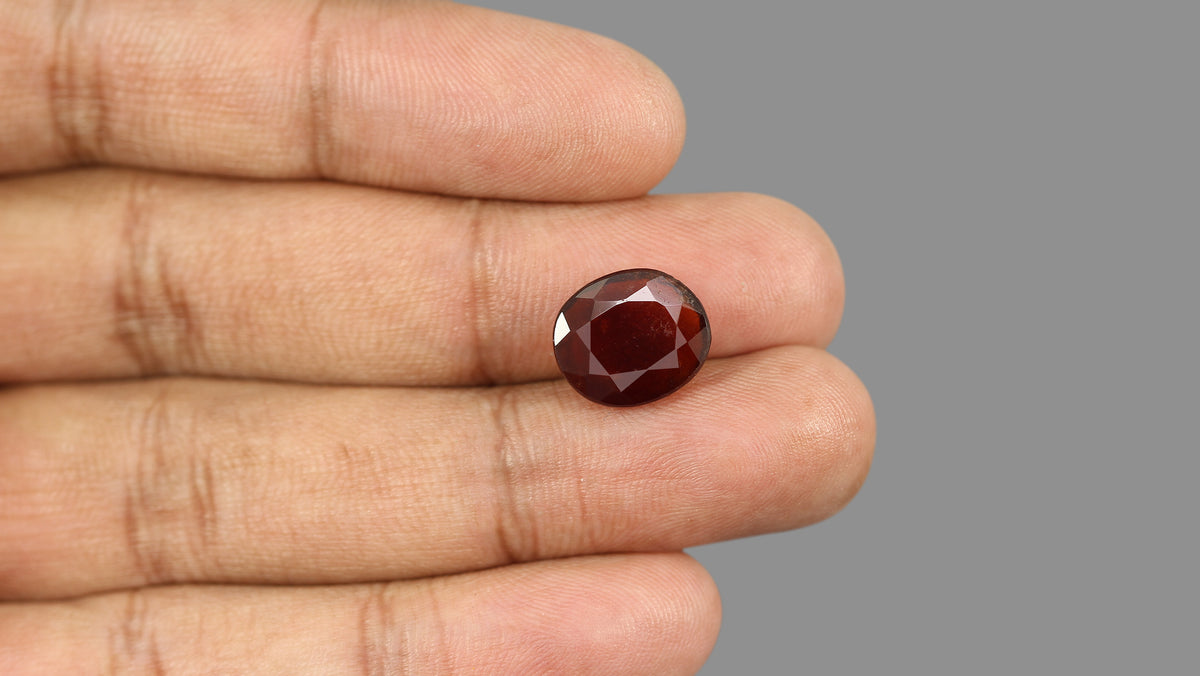 African Hessonite (Gomed) 6.78 Carats / 7.45 Ratti