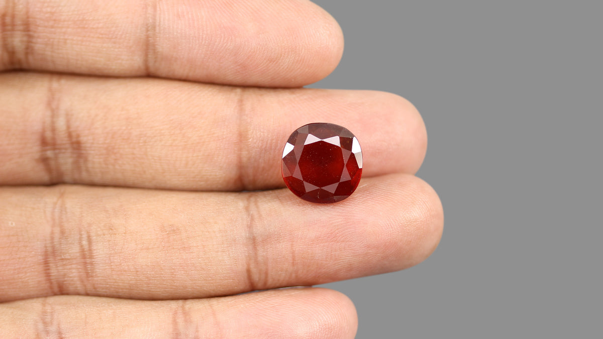African Hessonite (Gomed) 11.05 Carats / 12.14 Ratti